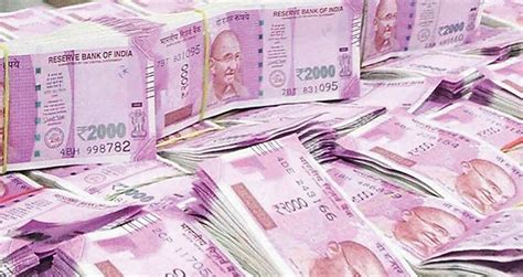 No, India’s 2,000 Rupee notes do not co